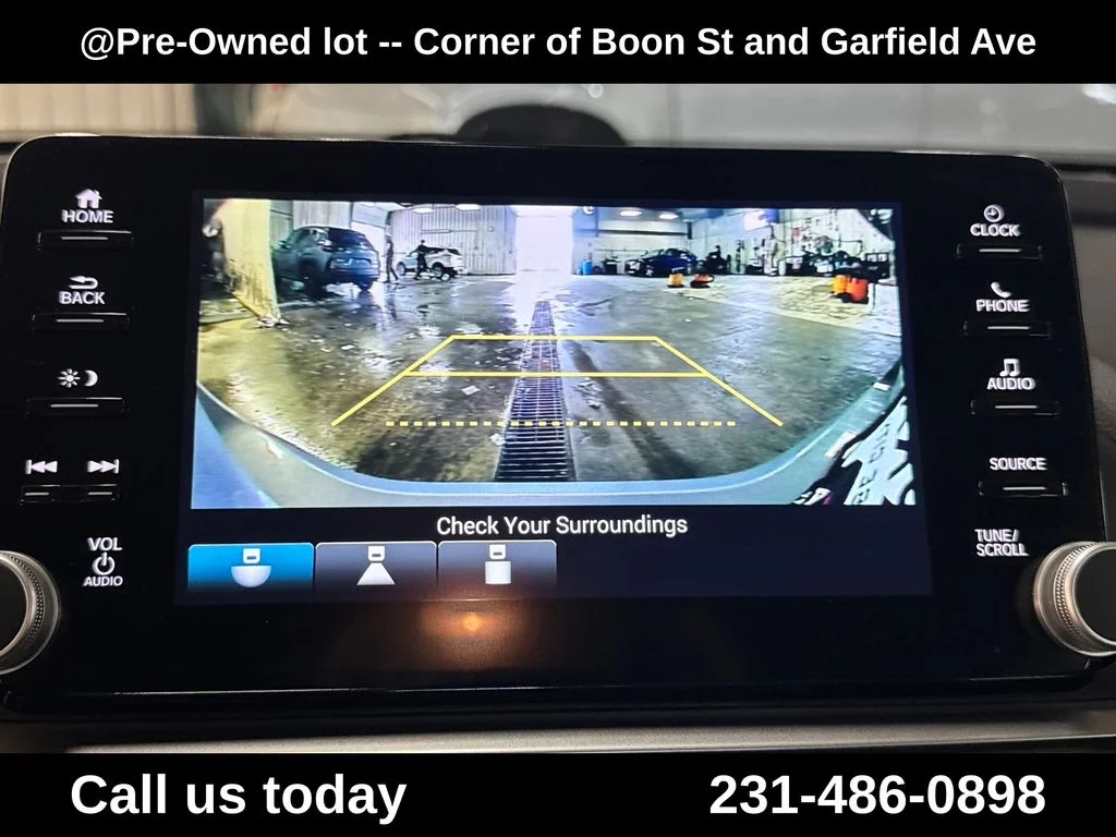 Used 2021  Honda LX image 23