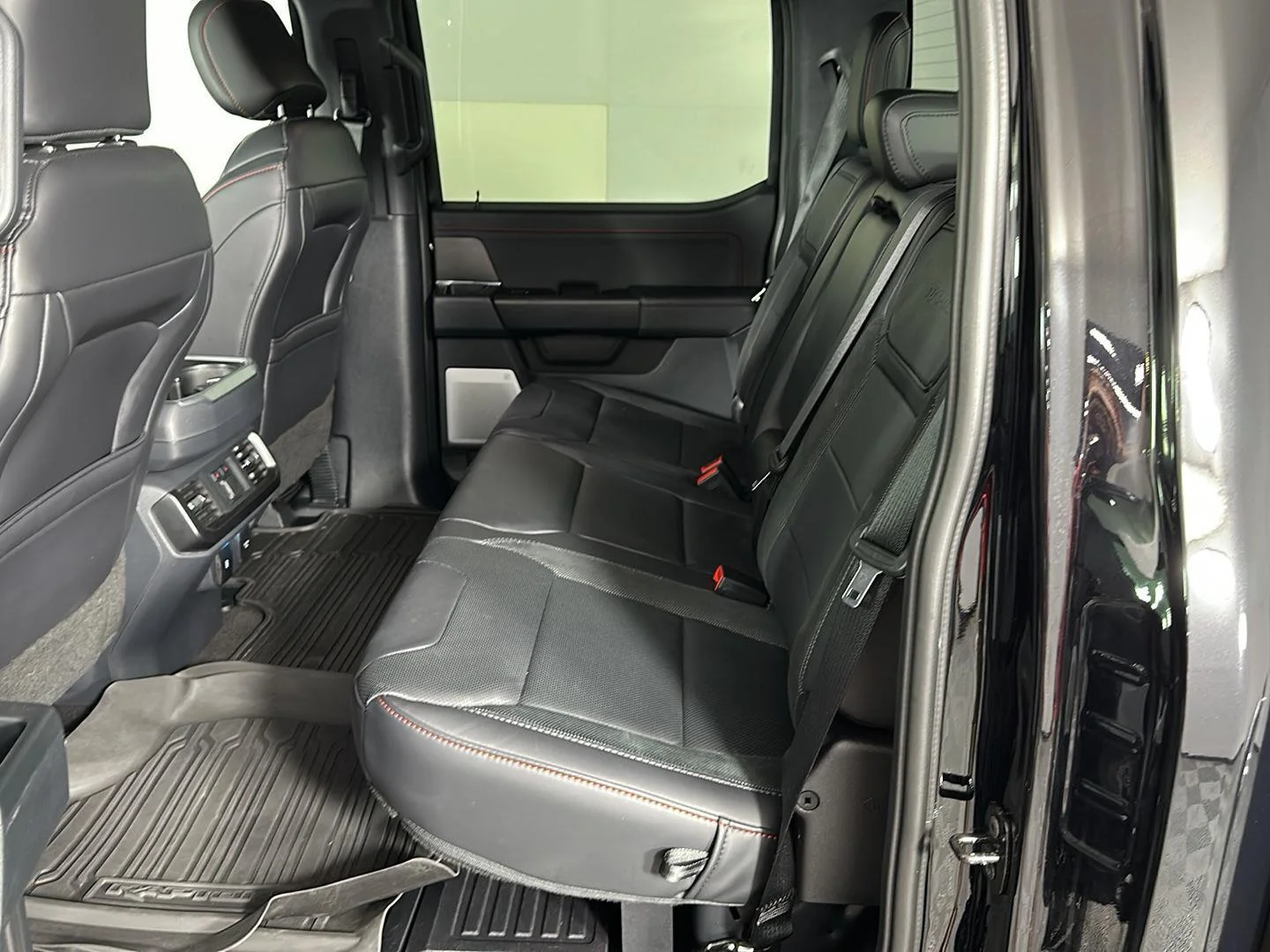 Used 2025 Agate Black Metallic Ford Raptor image 16