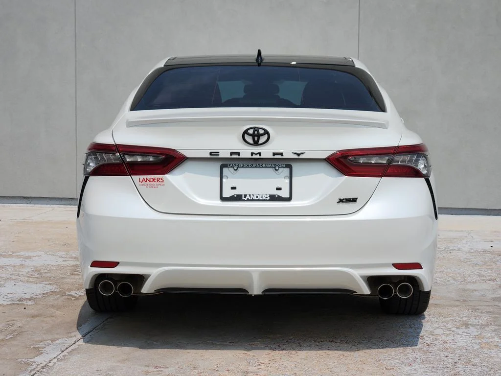 Used 2022 Wind Chill Pearl Toyota XSE image 7
