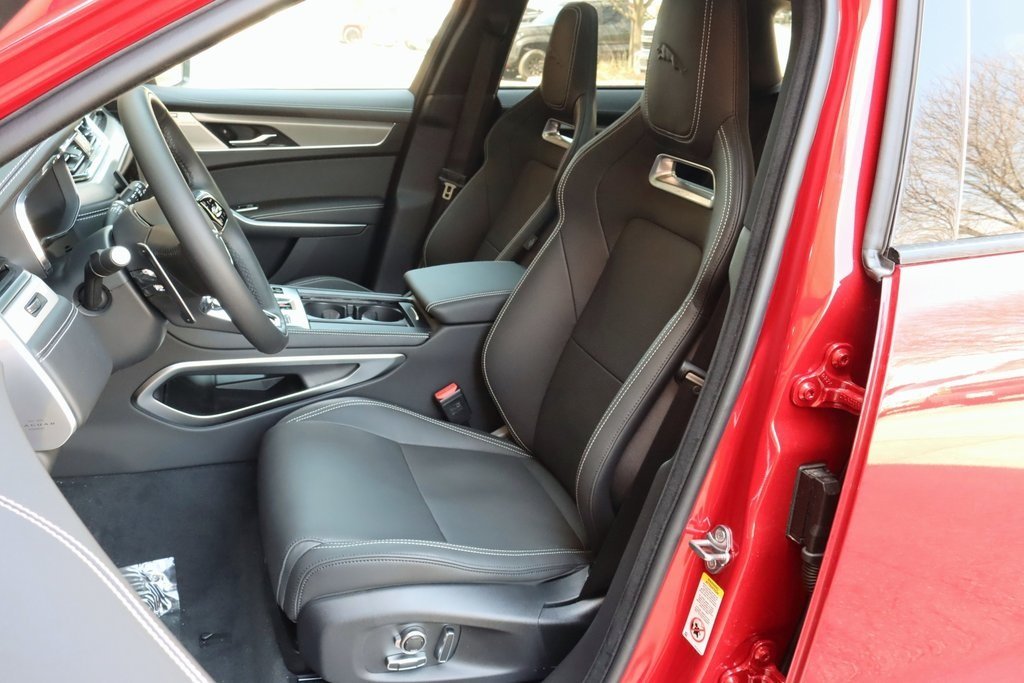 2026 JAGUAR F-PACE - Image 13