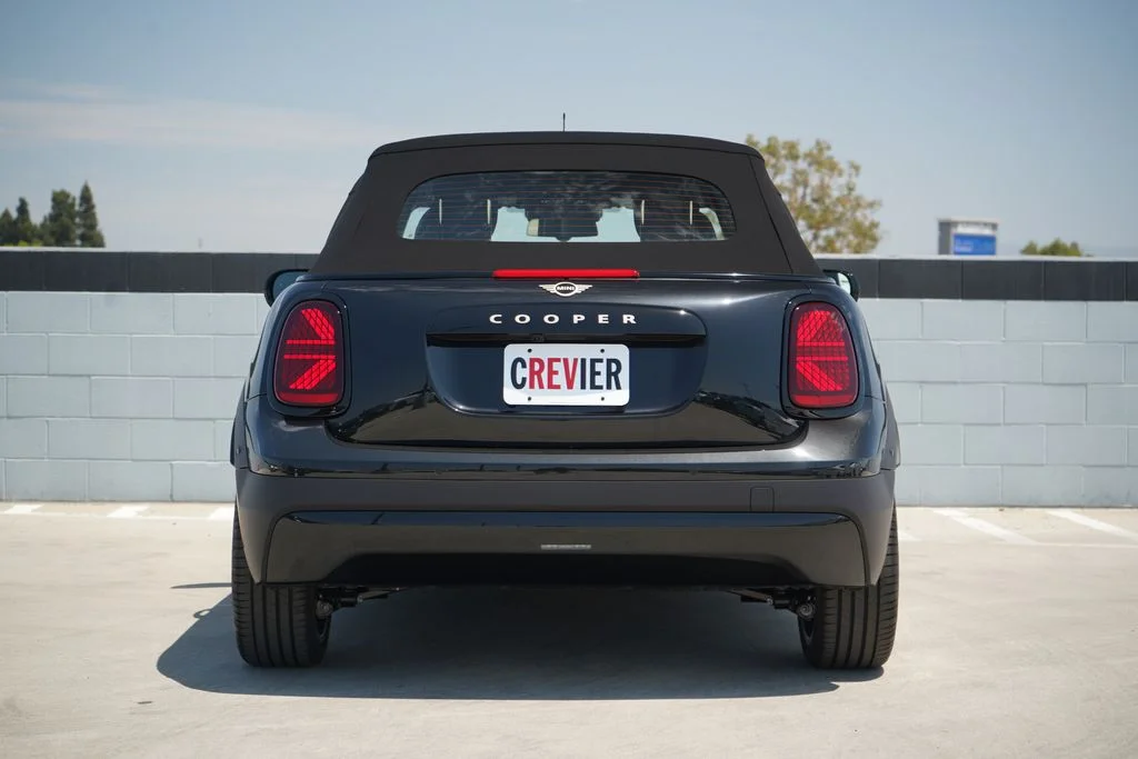 New 2026 Black MINI Iconic image 5