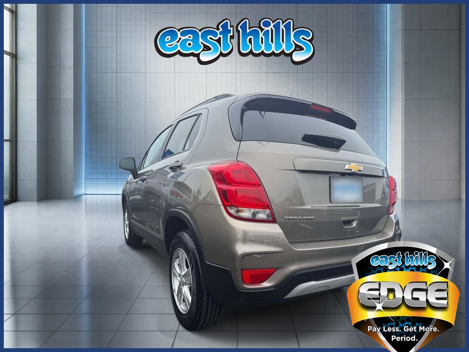 Used 2022 Stone Gray Metallic Chevrolet LT image 6
