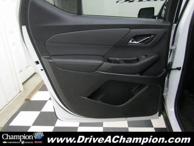 2022 Chevrolet Traverse 1LT - Photo 12