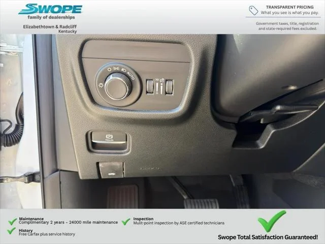 New 2026 Bright White Clear-Coat Exterior Paint Jeep Laredo image 20