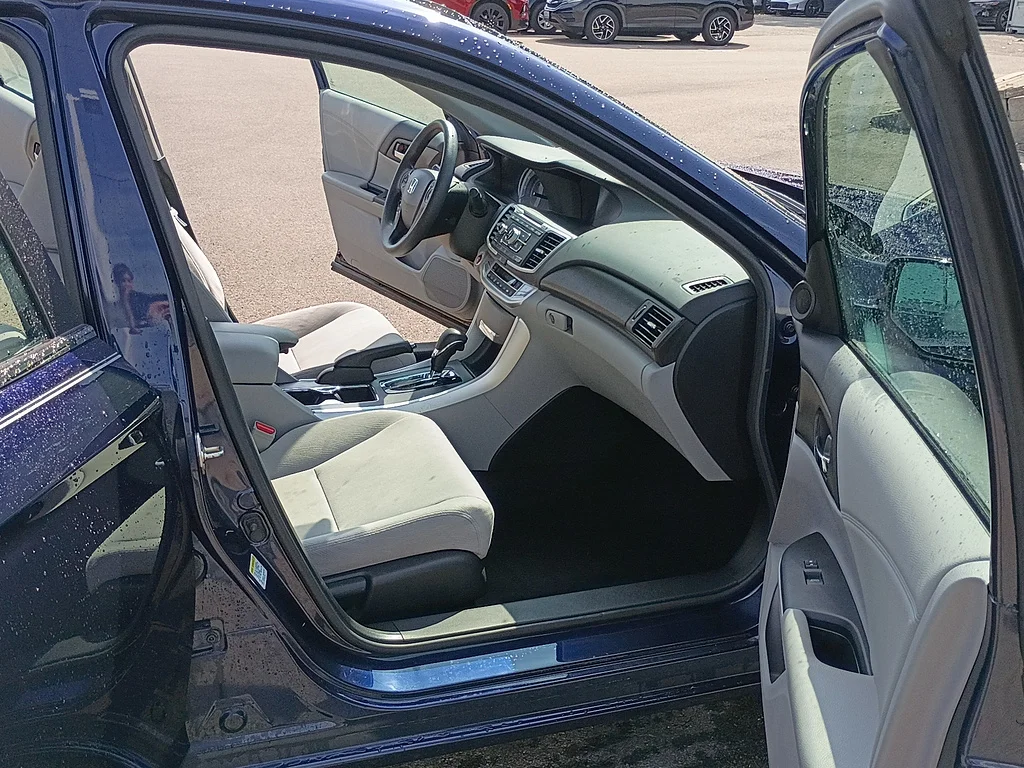 Used 2014 Obsidian Blue Pearl Honda EX image 15