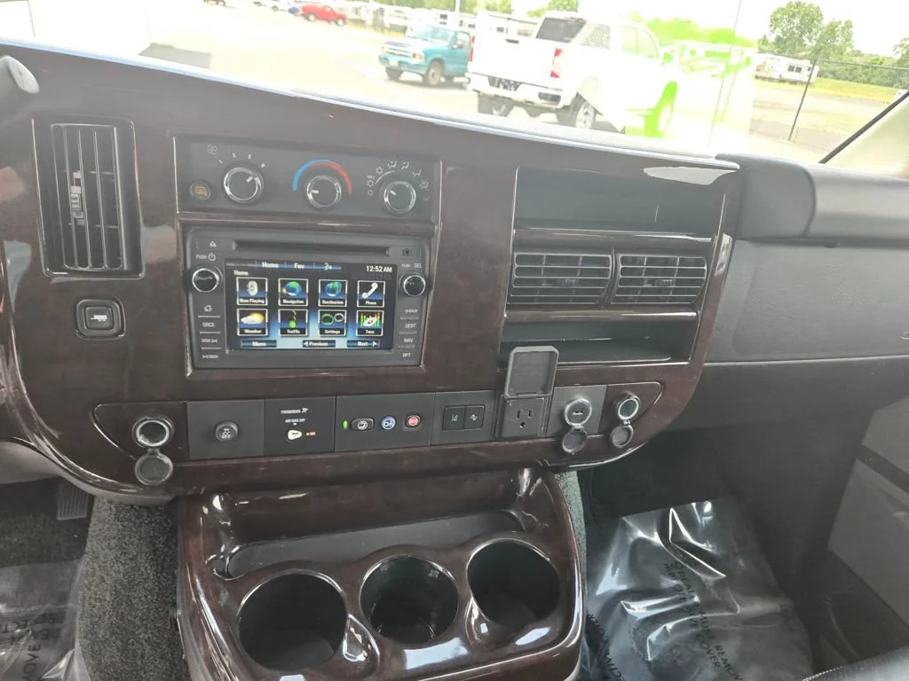 2019 Chevrolet Express Cargo Work Van - Photo 19