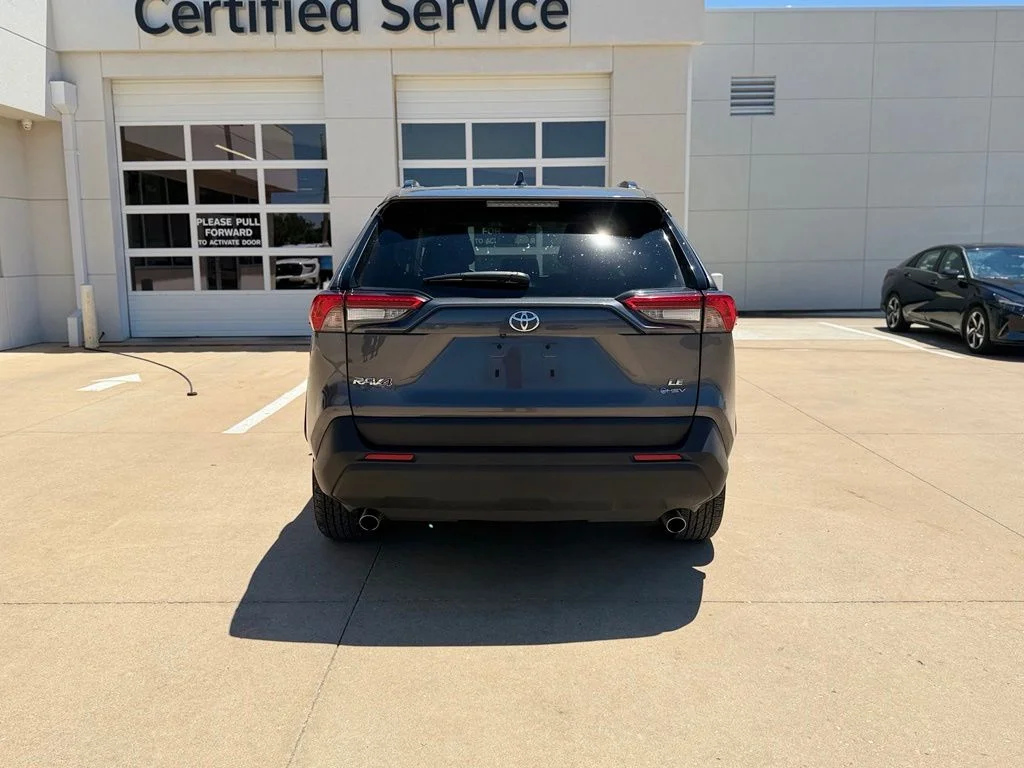 Used 2025 Gray Toyota LE image 5