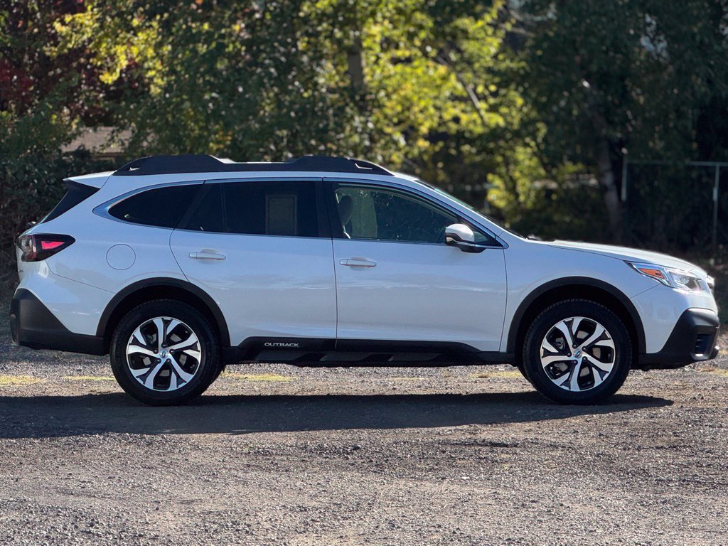 Used 2021 Crystal White Pearl Subaru Limited image 7
