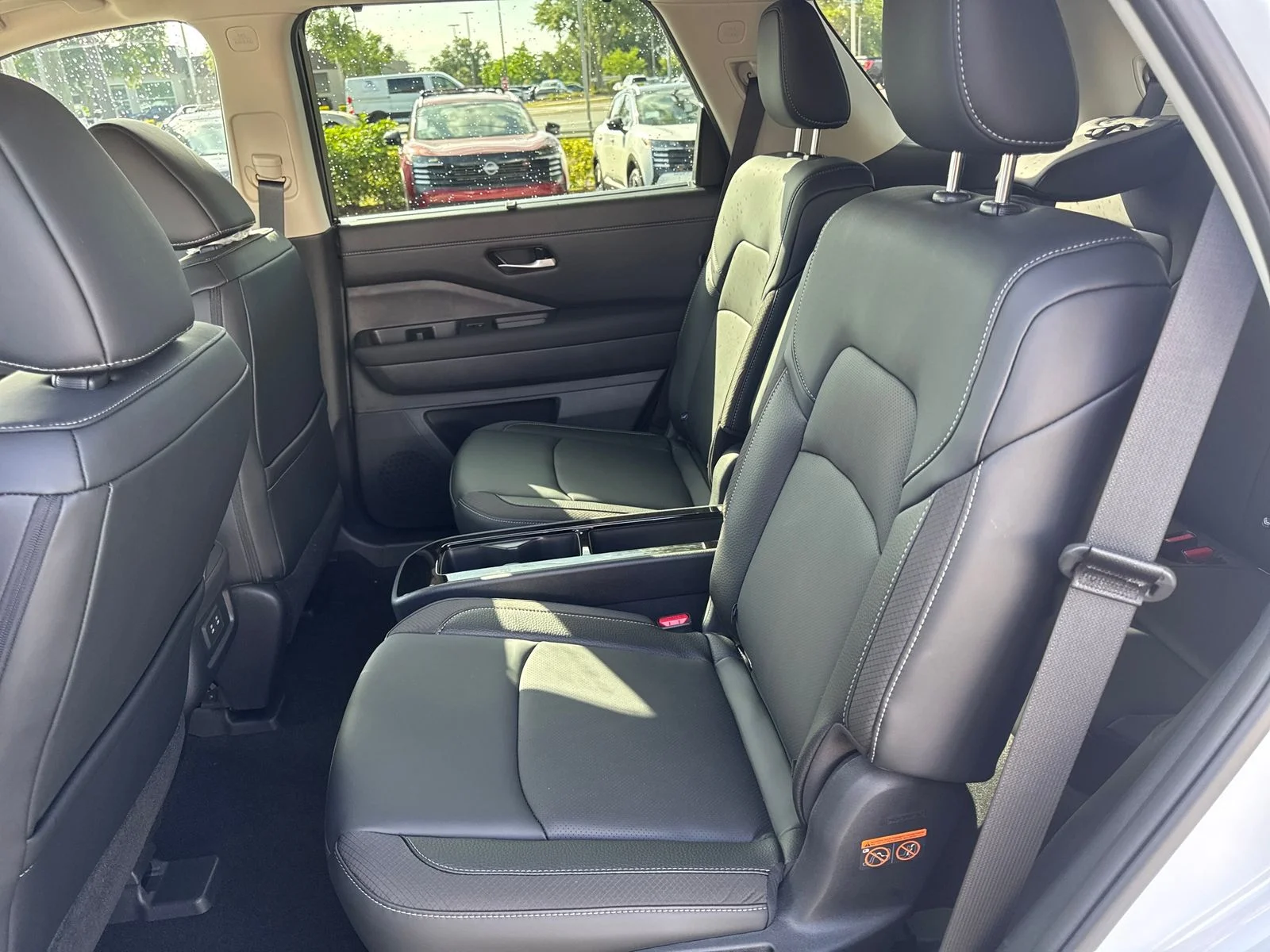 New 2026 Nissan Pathfinder SL 4D Sport Utility