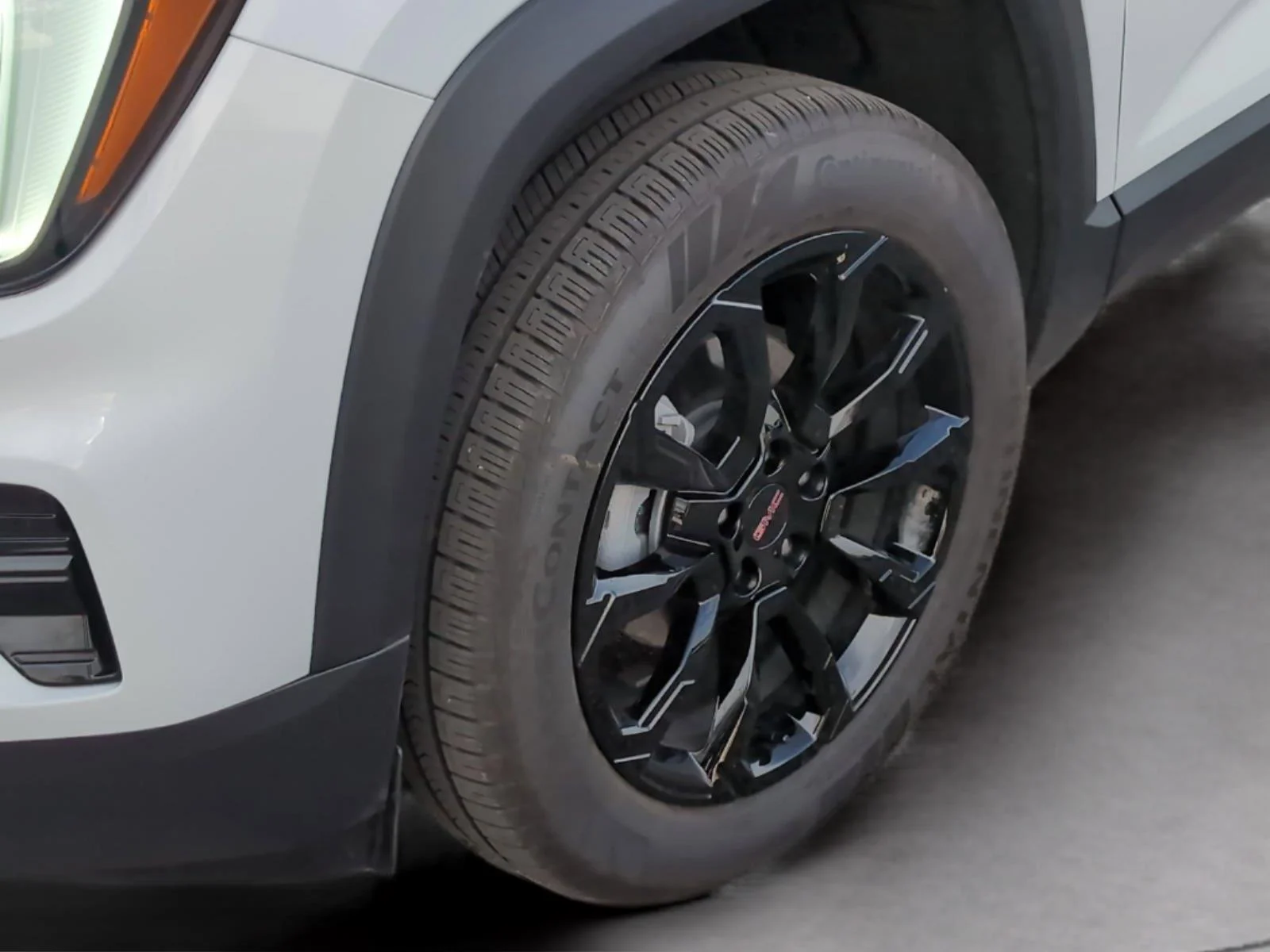 New 2026 Summit White GMC Elevation image 14
