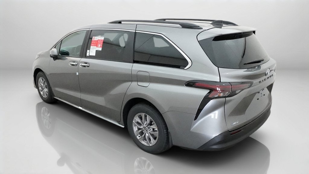 New 2026 Heavy Metal Toyota XLE image 44