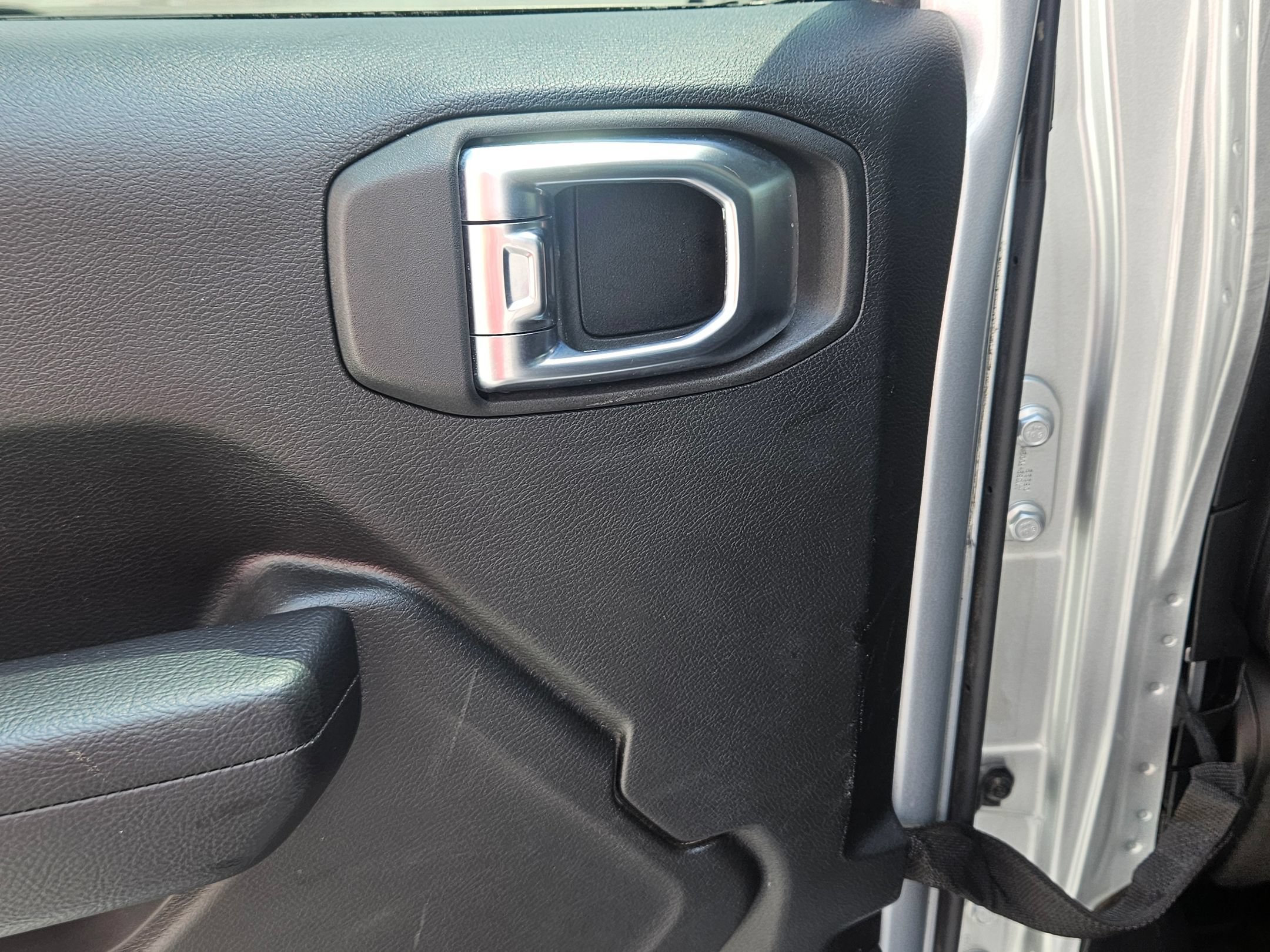 Used 2023 Silver Zynith Clearcoat Jeep Willys image 24