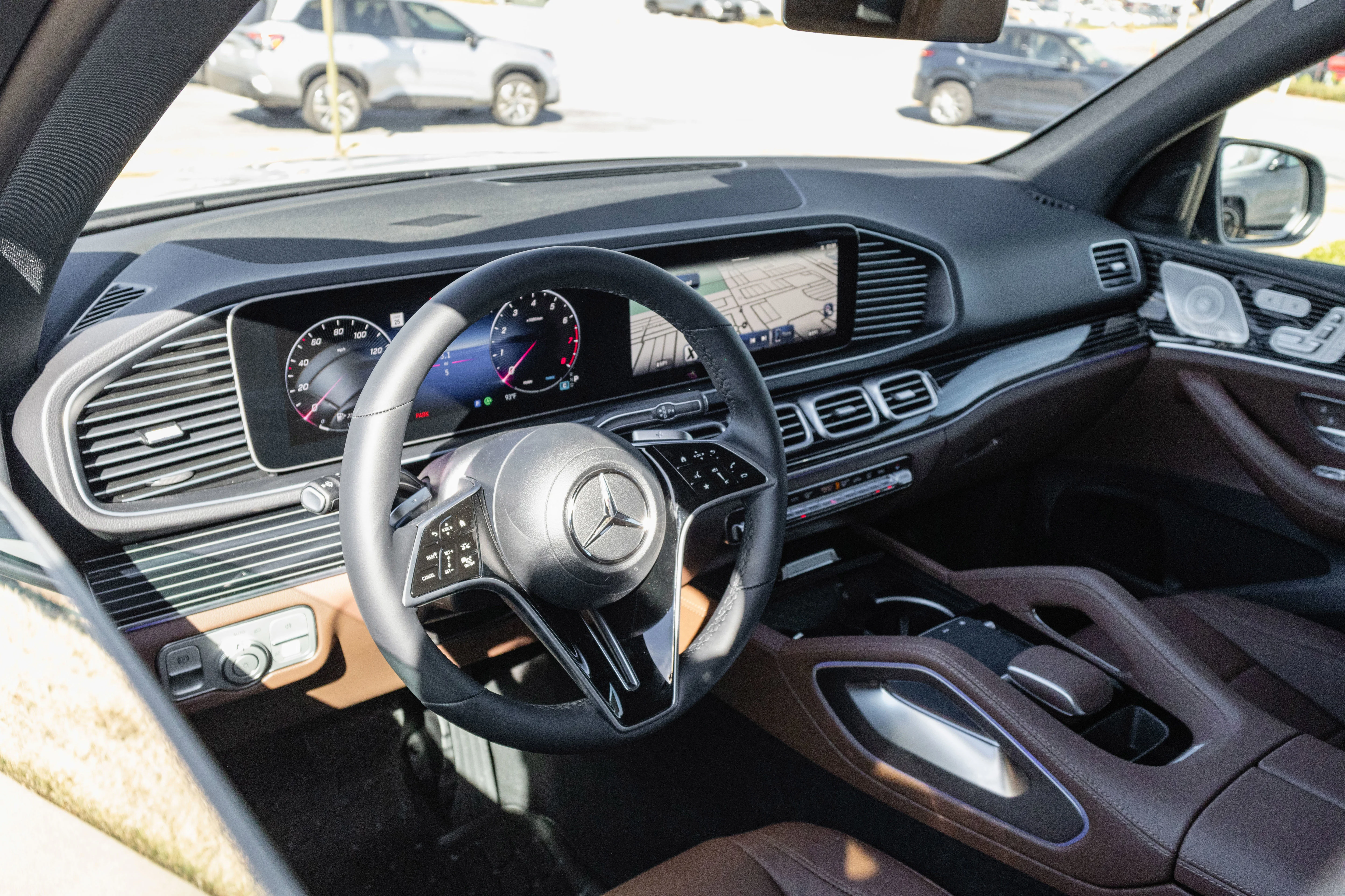 New 2026 MANUFAKTUR Alpine Grey Mercedes-Benz GLE 450 image 13