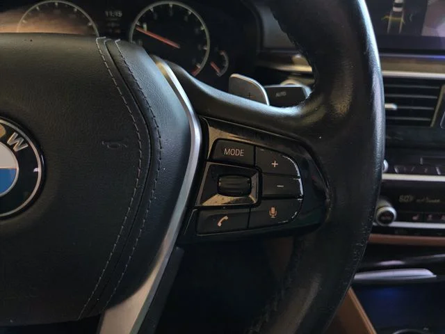 Used 2019 Mineral White Metallic BMW 540i image 22