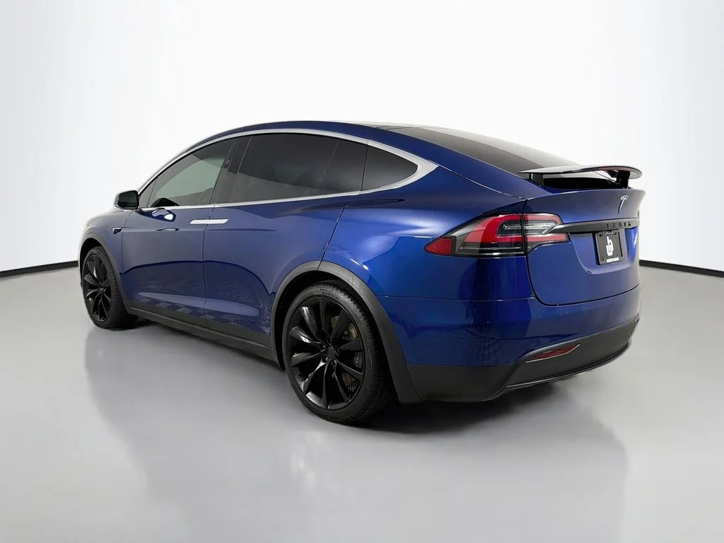 Used 2019 Blue Tesla  image 7