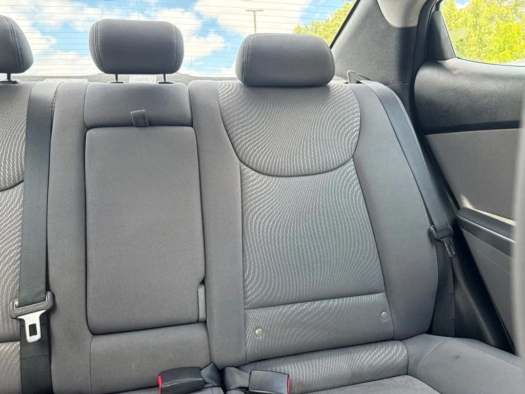 Used 2016 Blue Hyundai SE image 14