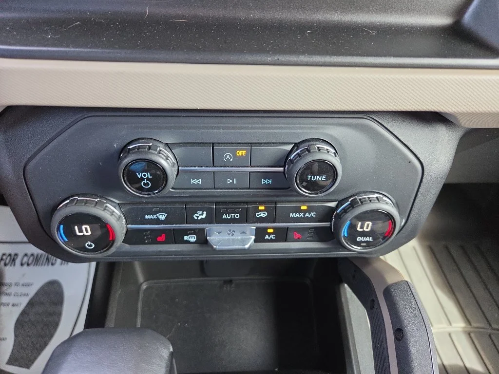 Used 2023 Red Ford Big Bend image 25