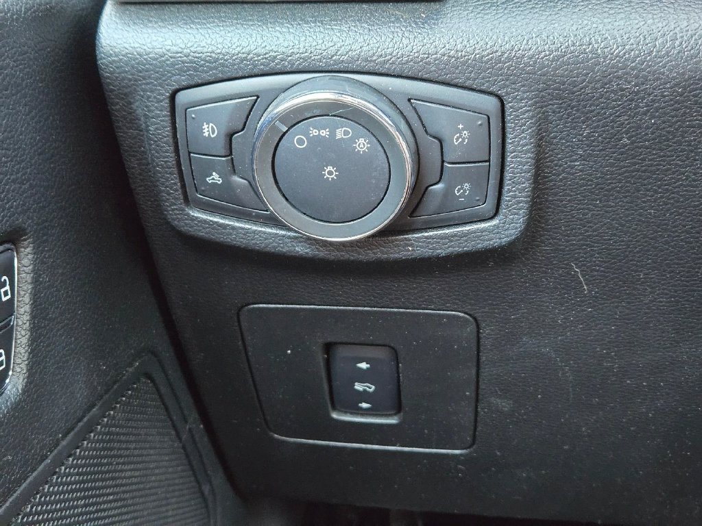 2015 Ford F-150 XLT - Photo 20