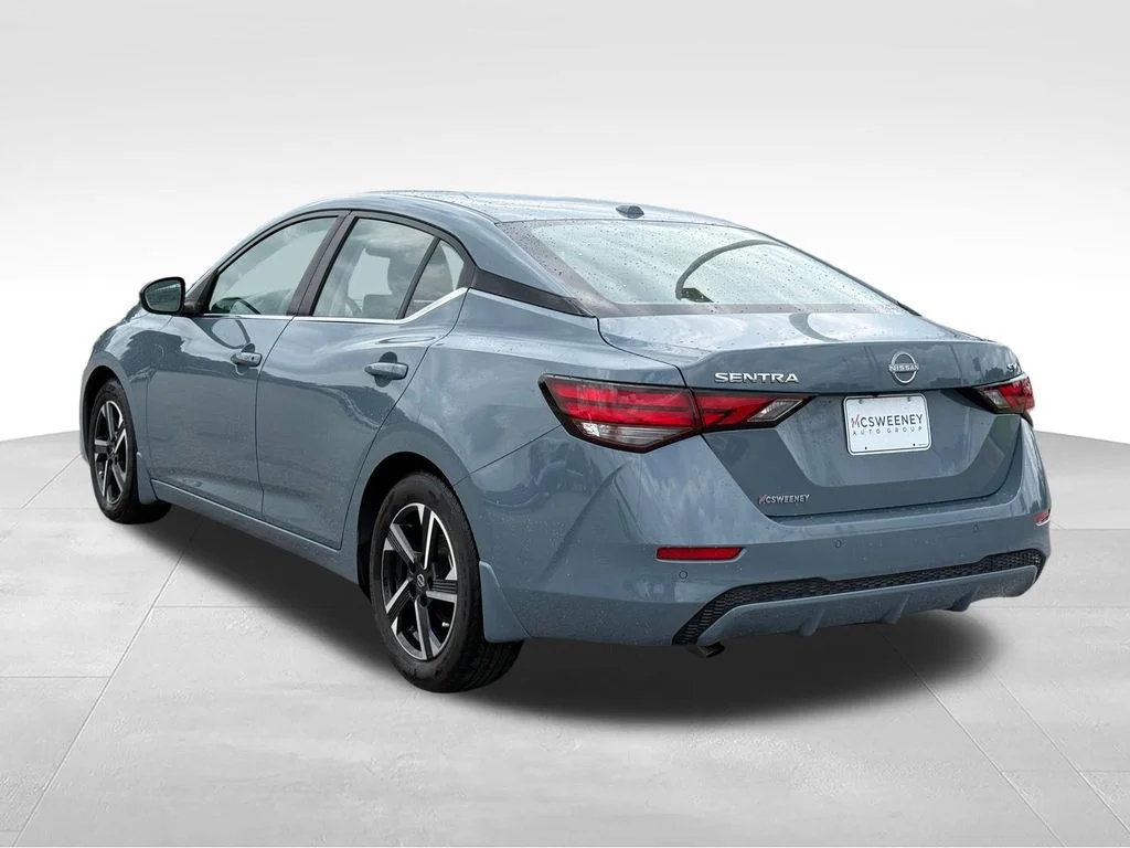 Used 2024 Gray Nissan SV image 3