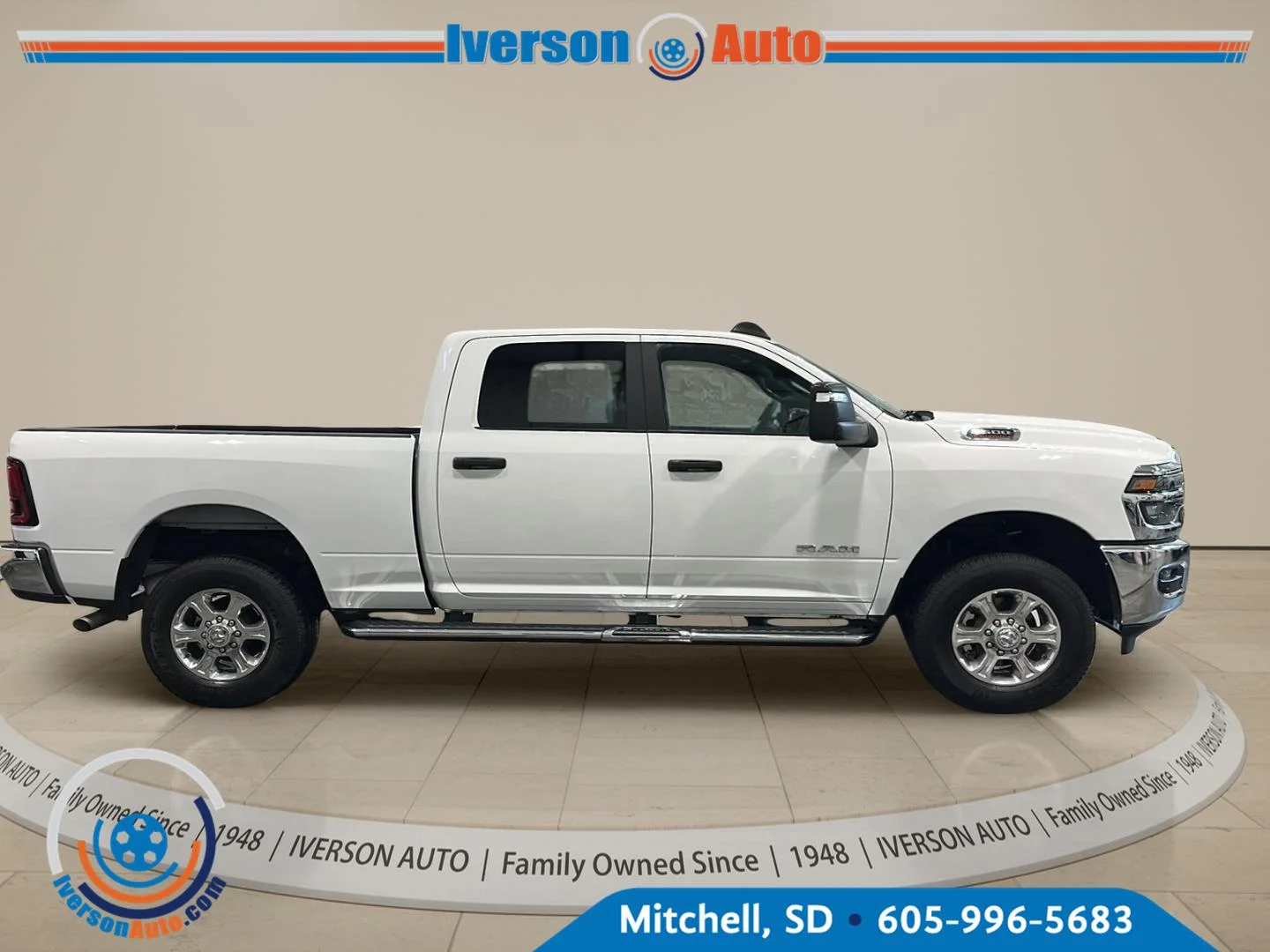 Used 2026 White Ram Big Horn image 8