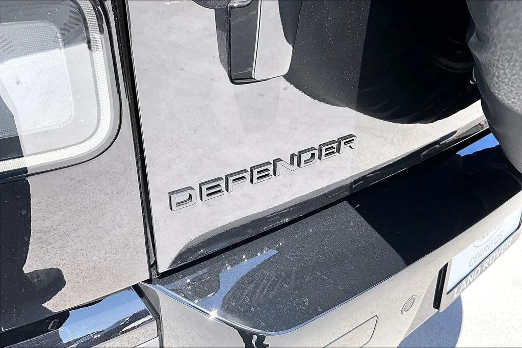 New 2026 Black Land Rover S image 9