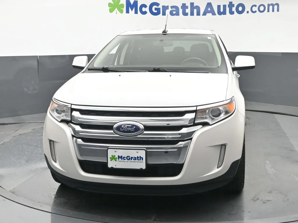 Used 2011 White Ford SEL image 6