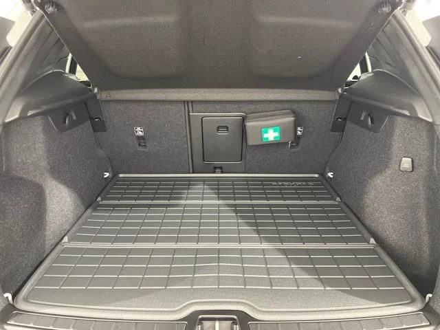 2026 Volvo XC40 Ultra - Photo 23