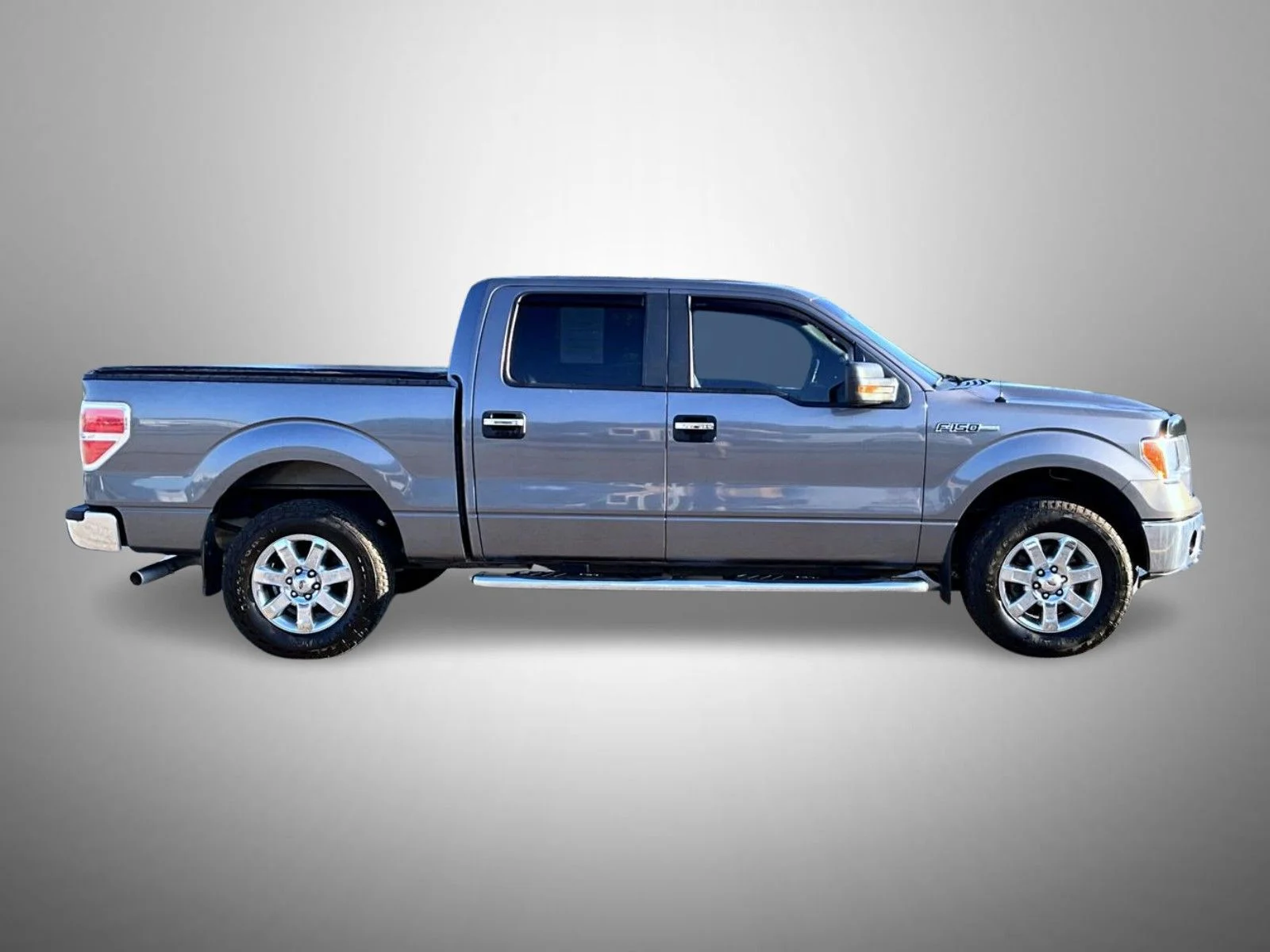 Used 2013 Gray Ford XLT image 4