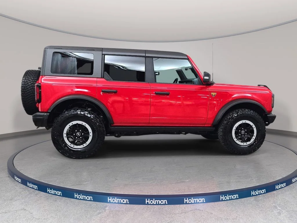 Used 2023 Race Red Ford Badlands image 5