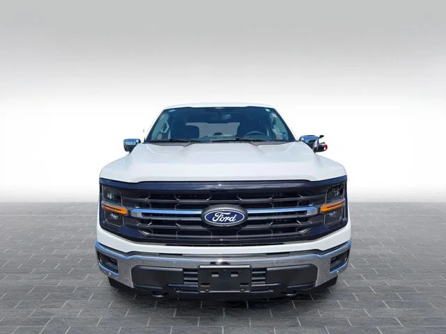 Used 2024 White Ford XLT image 2