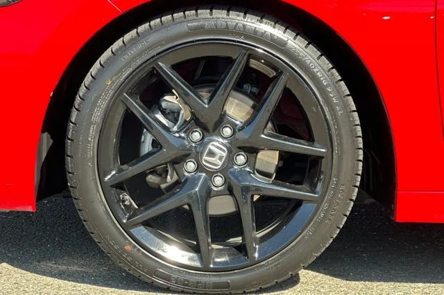 Used 2024  Honda Sport image 31