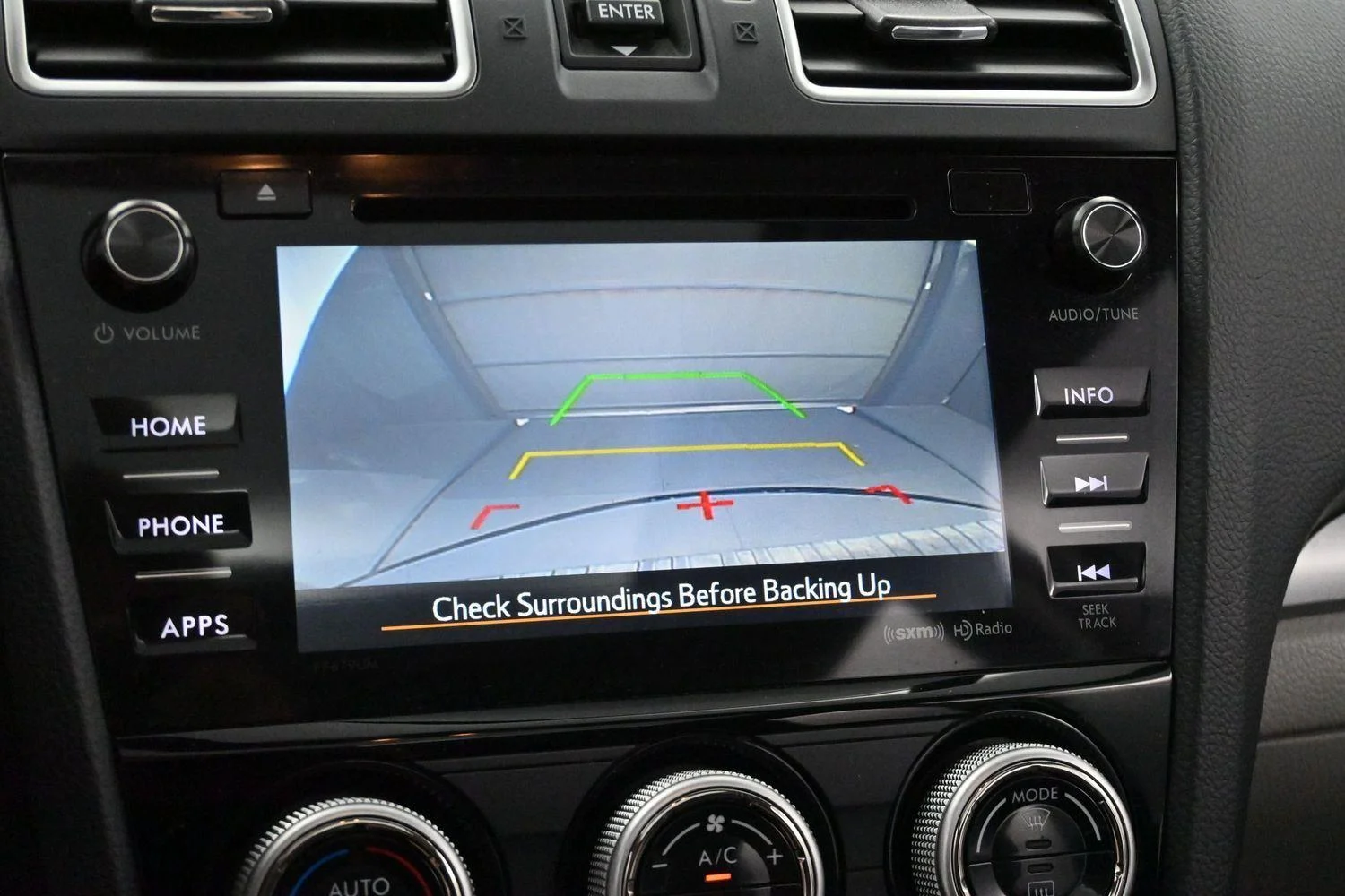 Used 2018 Ice Silver Metallic Subaru Premium image 19