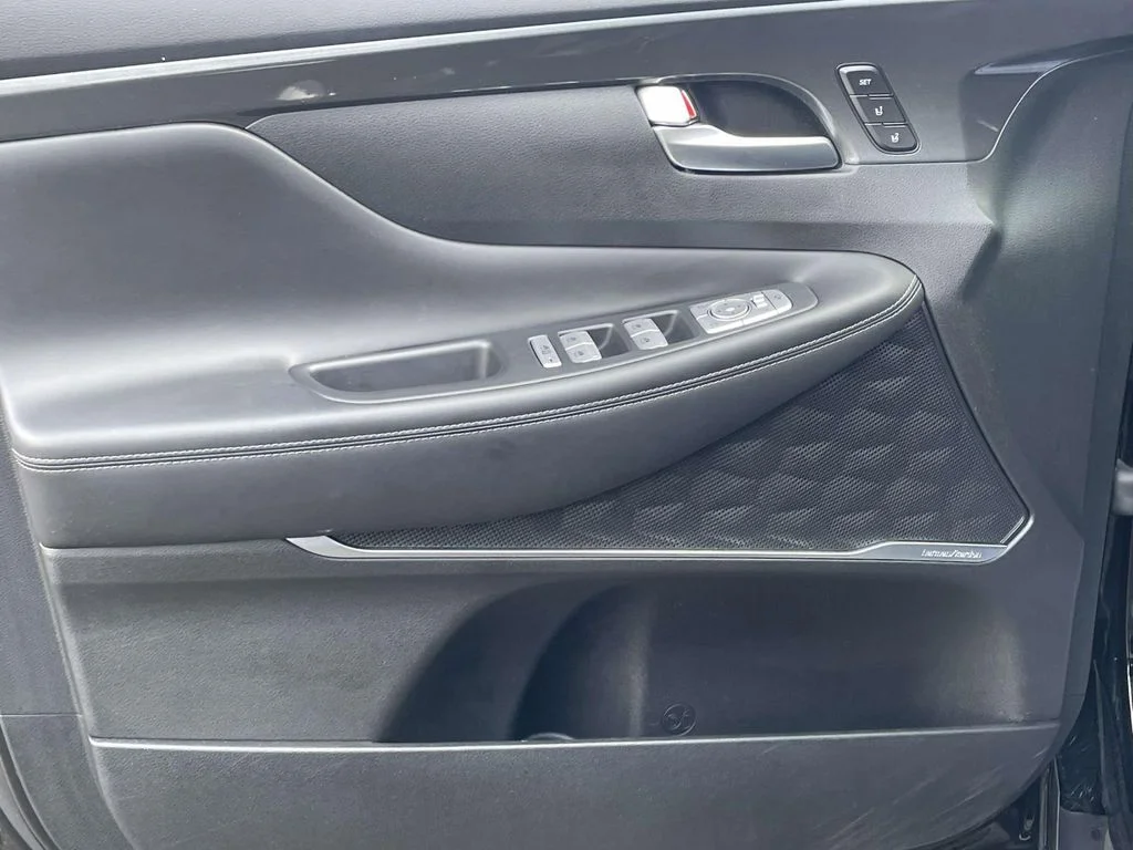 Used 2023 Black Hyundai Calligraphy image 16
