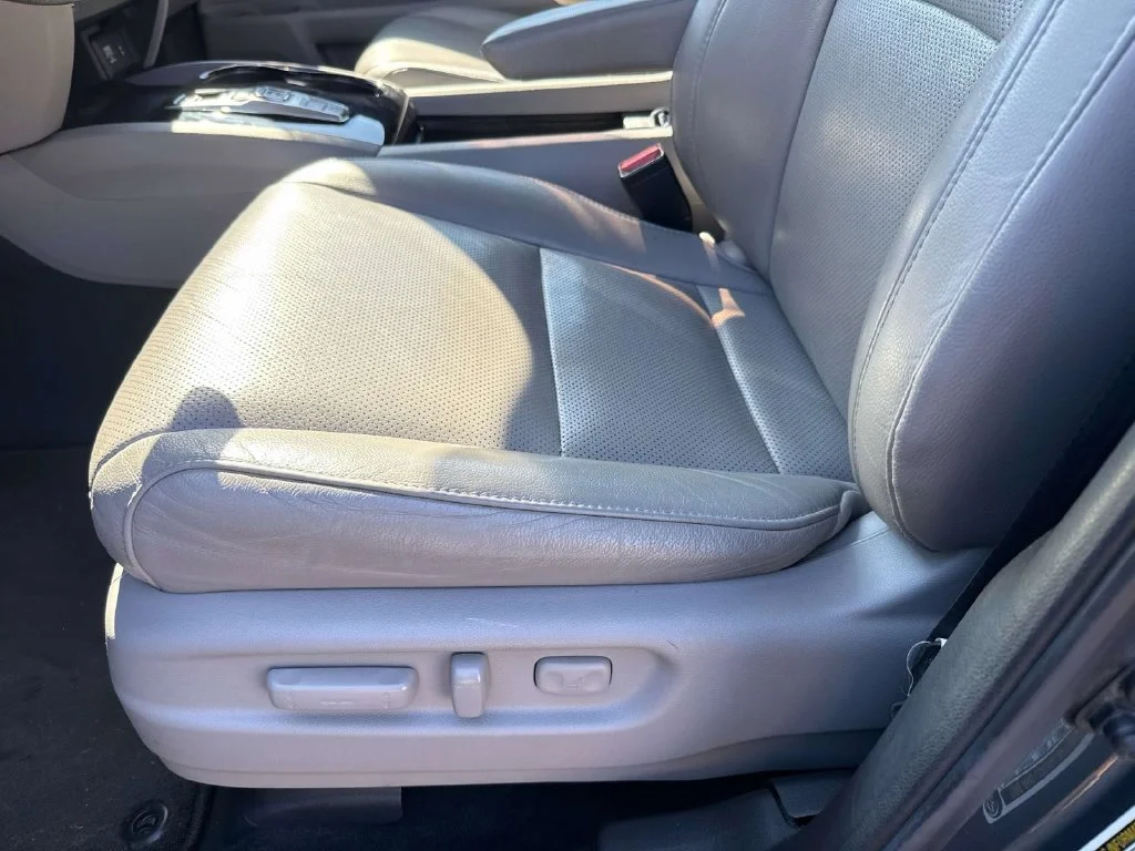 Used 2017 Blue Honda Elite image 24