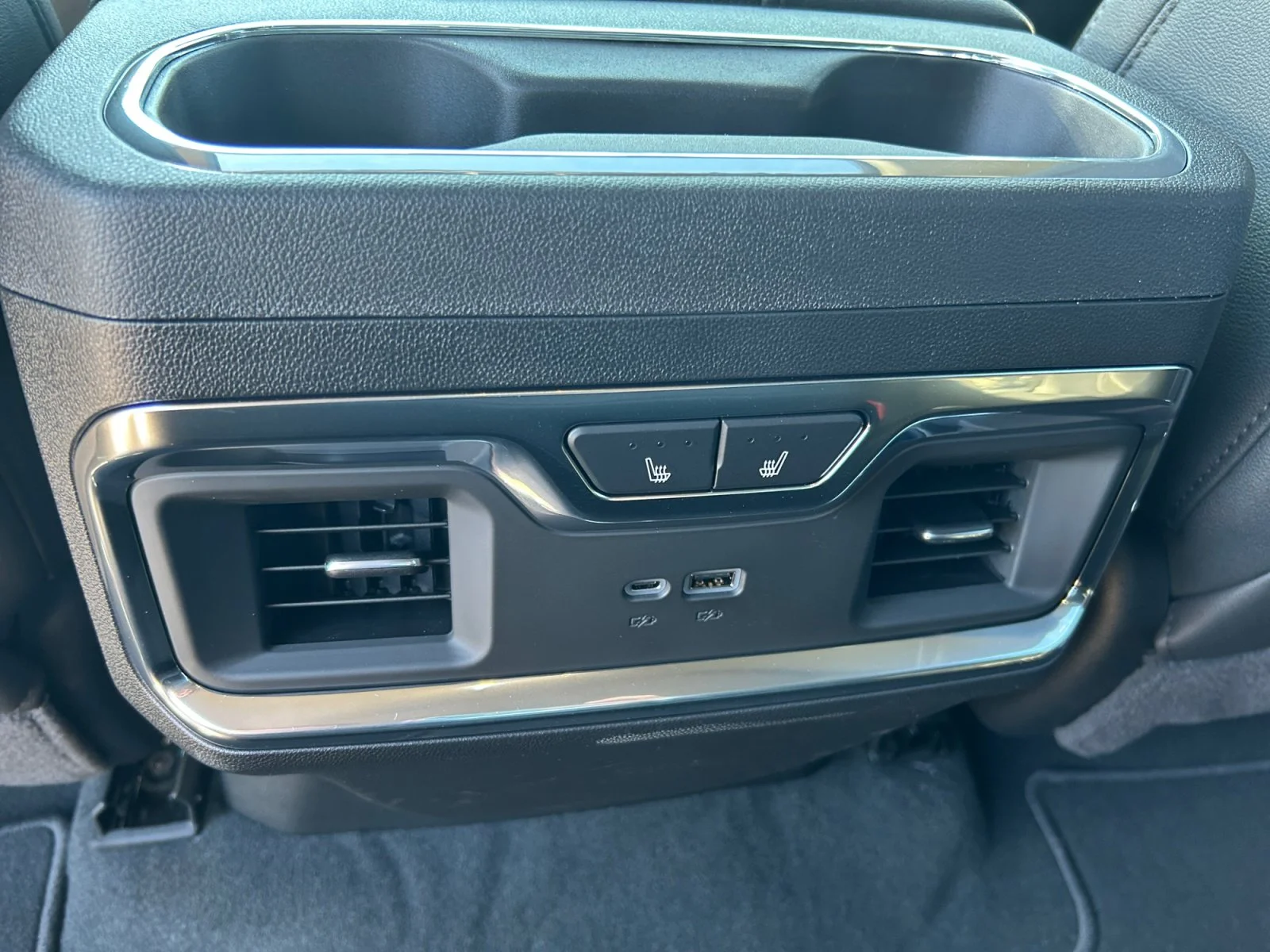 New 2026 Sterling Metallic GMC SLT image 19