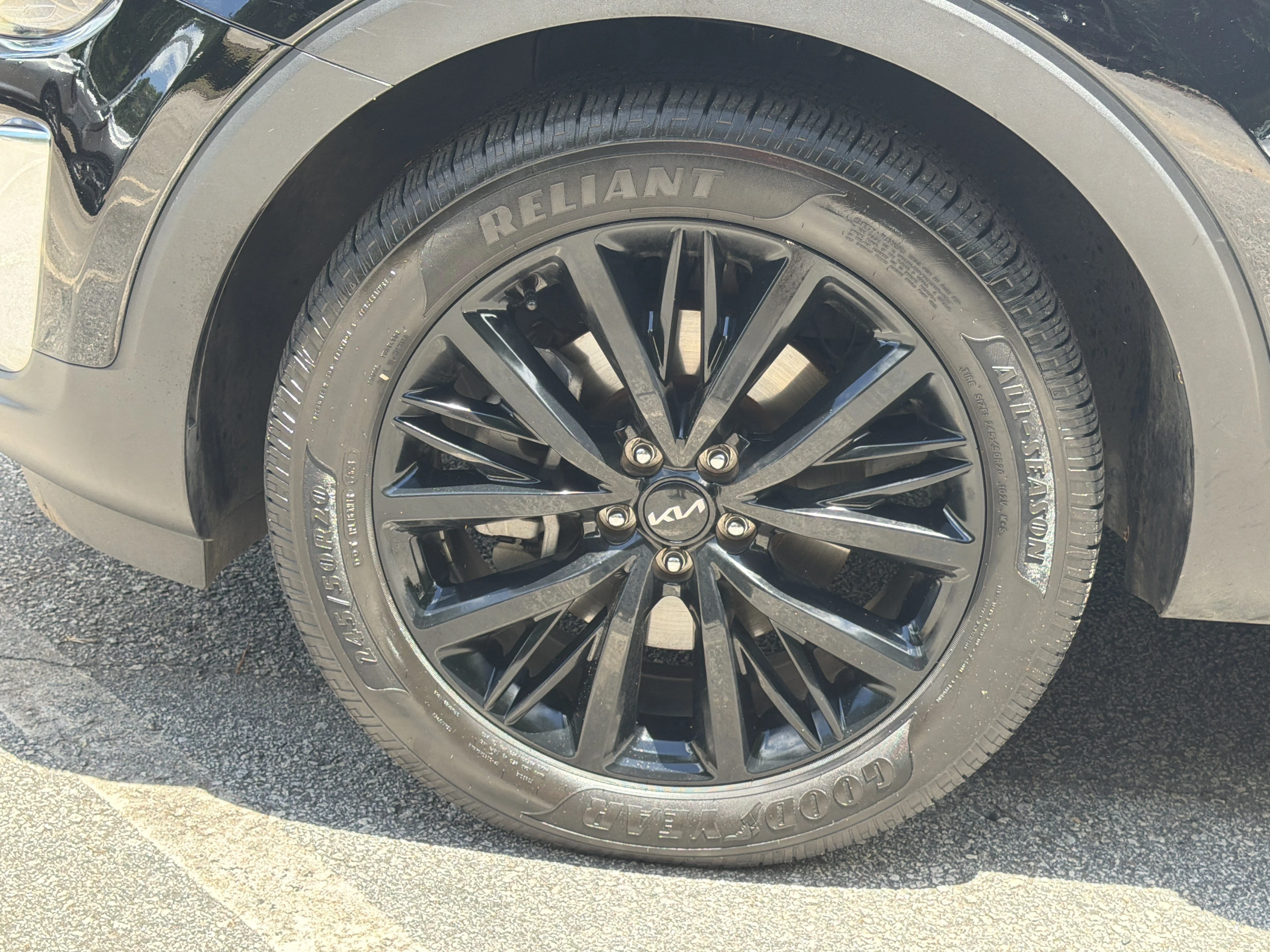 Used 2022 Ebony Black Kia SX image 34