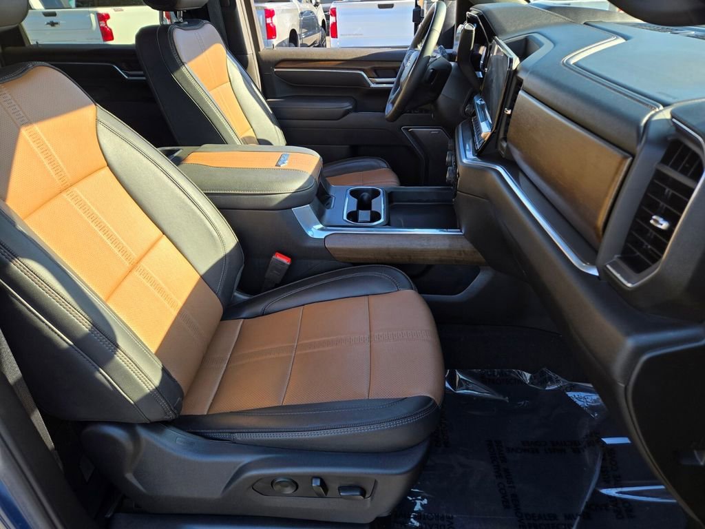 2025 Chevrolet Silverado 3500HD High Country - Photo 15