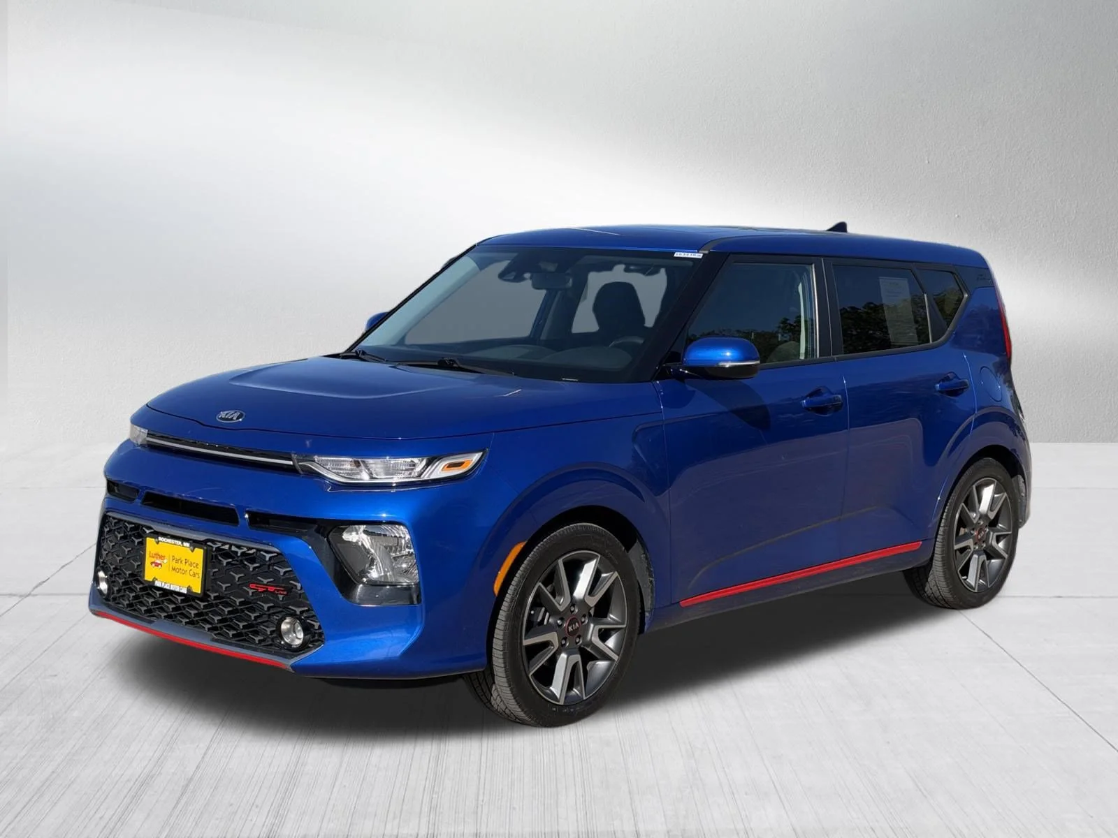 Used 2020 Neptune Blue Kia GT-Line image 3