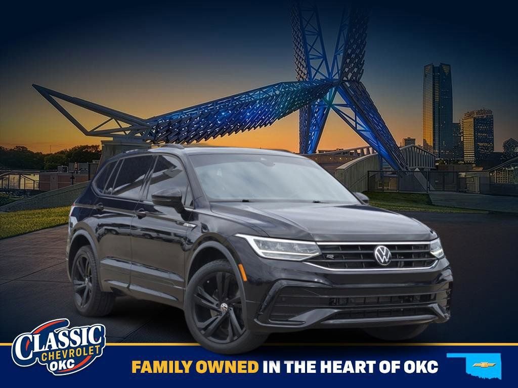 Black 2023 Volkswagen Tiguan SE R-Line Black FWD SUV / Crossover Front-Wheel Drive