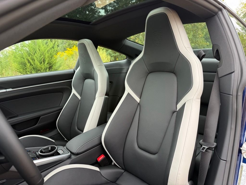 New 2026 Gentian Blue Metallic Porsche  image 5