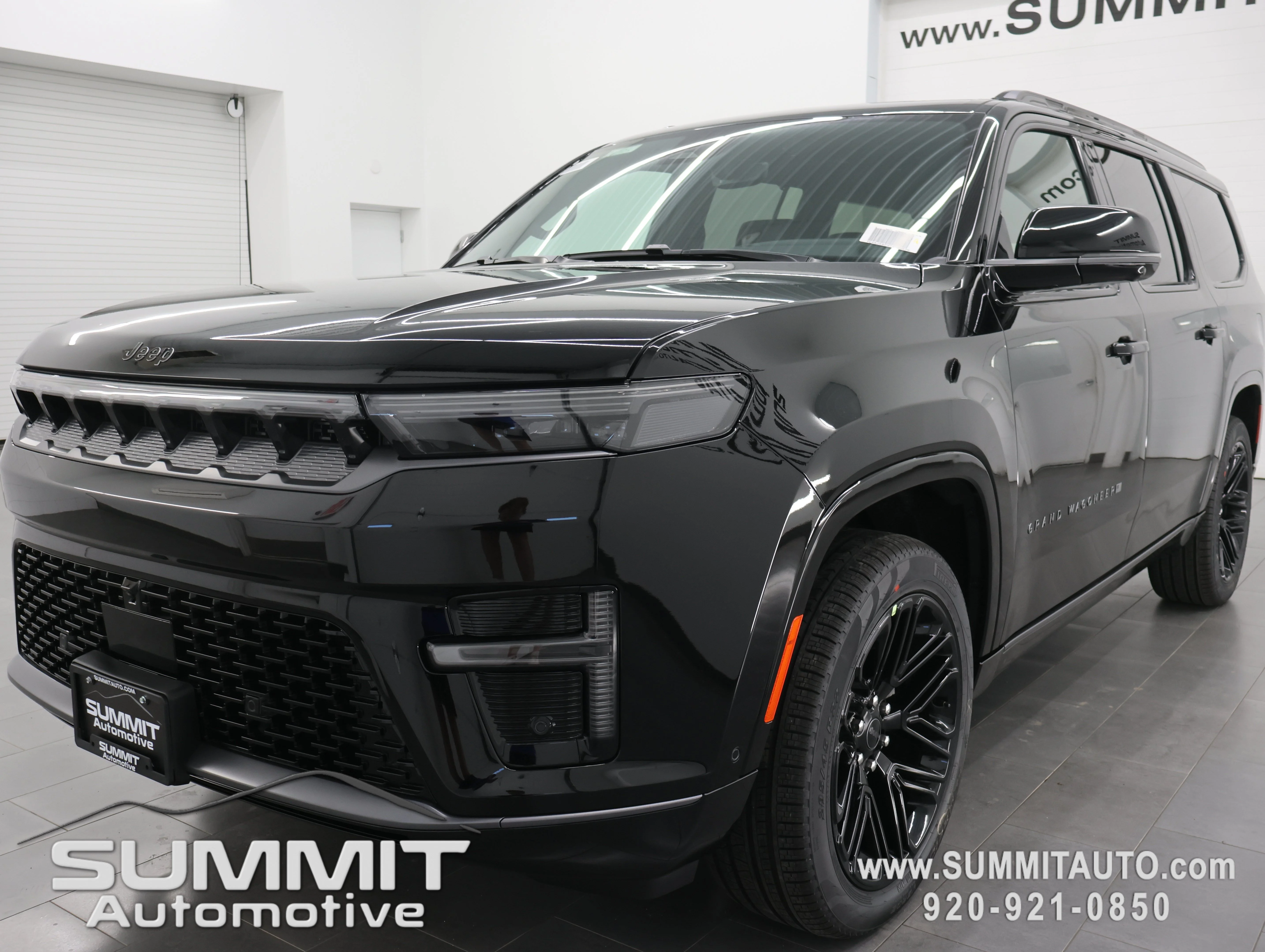 New 2026 High Gloss Black Jeep Limited Reserve image 6