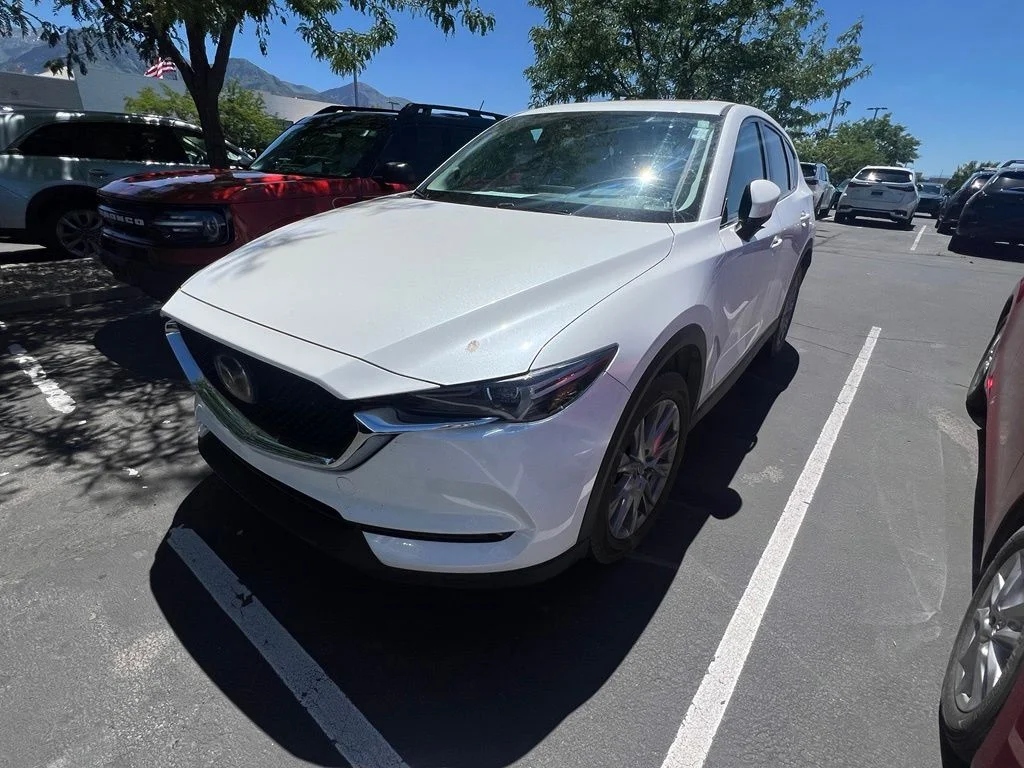 Used 2019 White Mazda Grand Touring Reserve image 3