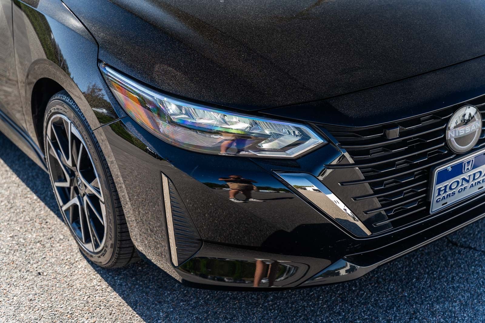 2025 Nissan Sentra SR - Photo 11