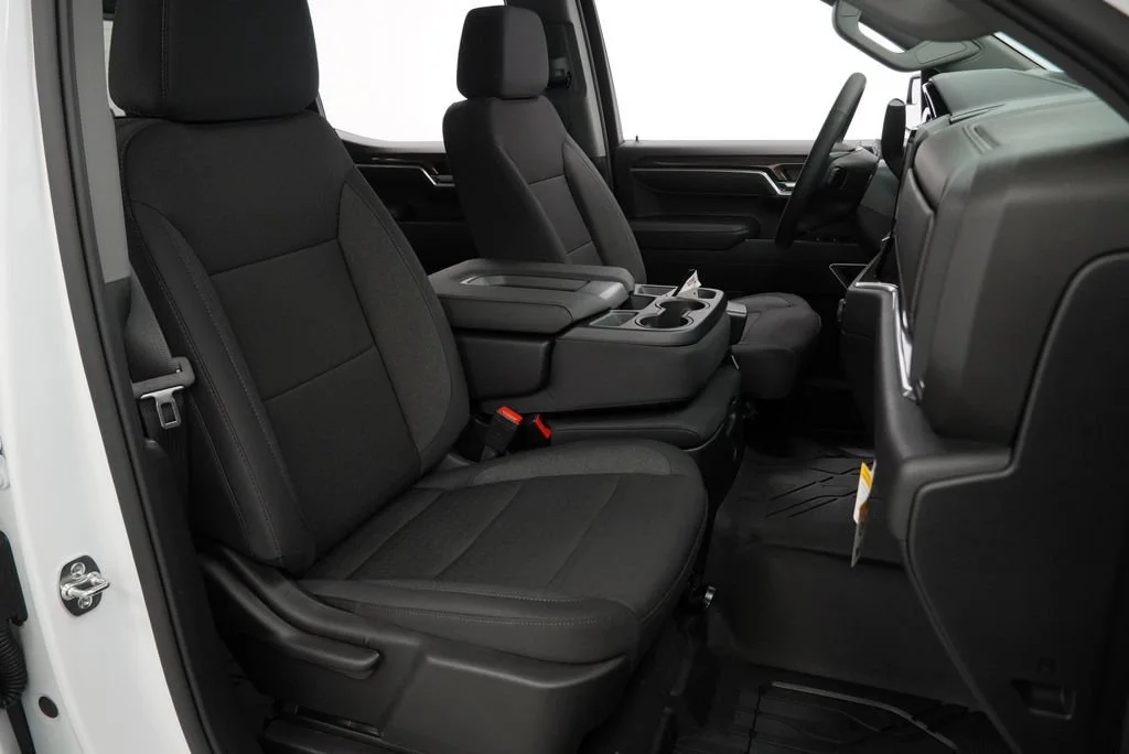 New 2026 Summit White Chevrolet LT image 28