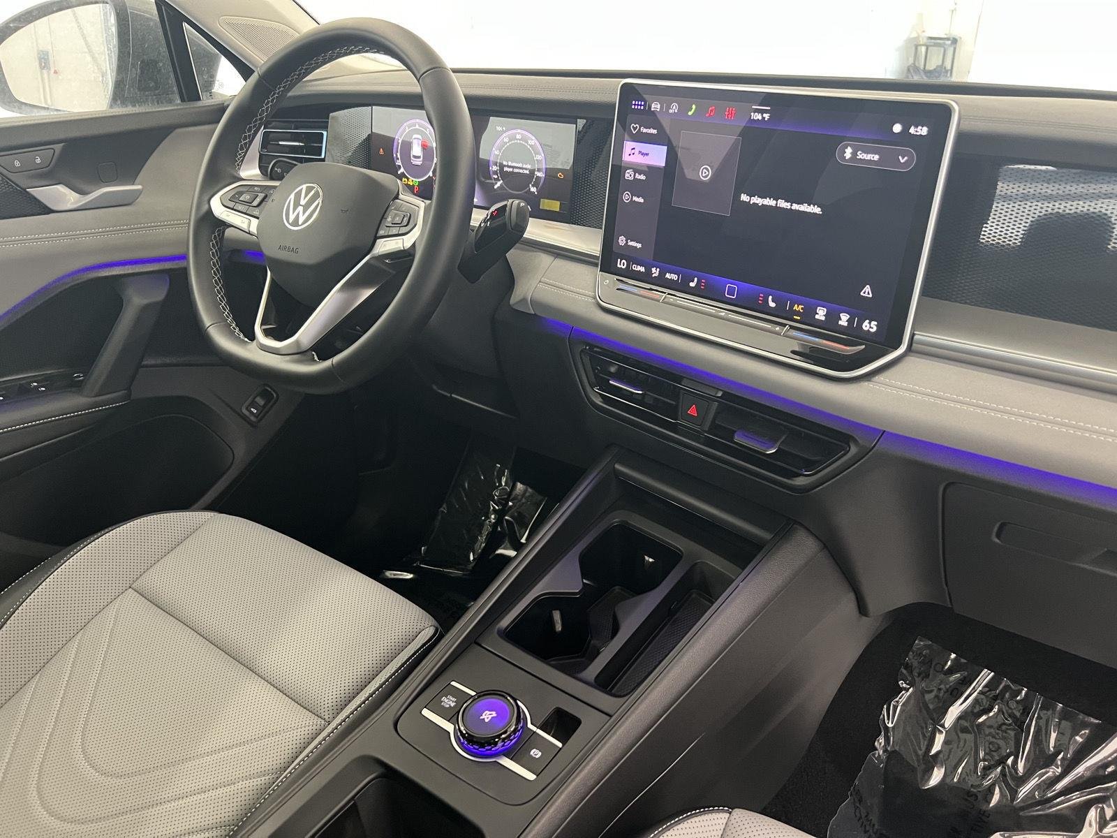2026 Volkswagen Tiguan SE - Photo 29
