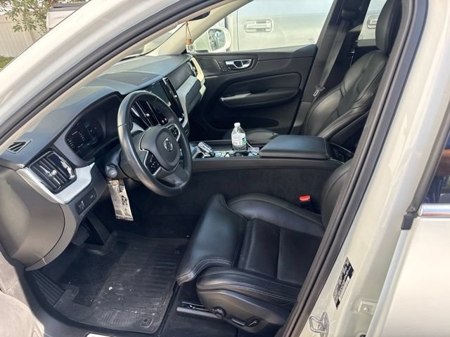 Used 2022 Crystal White Volvo Inscription image 3