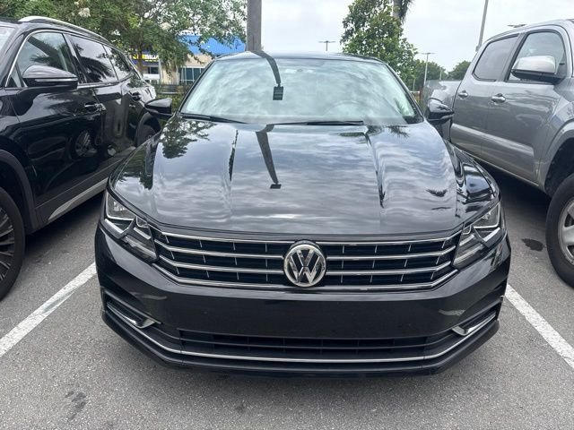 Used 2017 Black Volkswagen 1.8T SE image 2