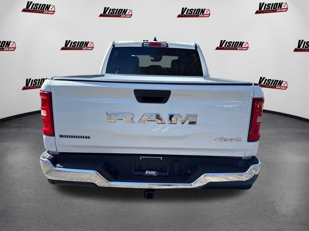 Used 2025 White Ram Big Horn/Lone Star image 6
