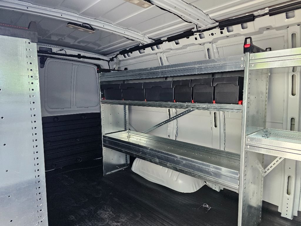 2025 GMC Savana Cargo Work Van - Photo 21