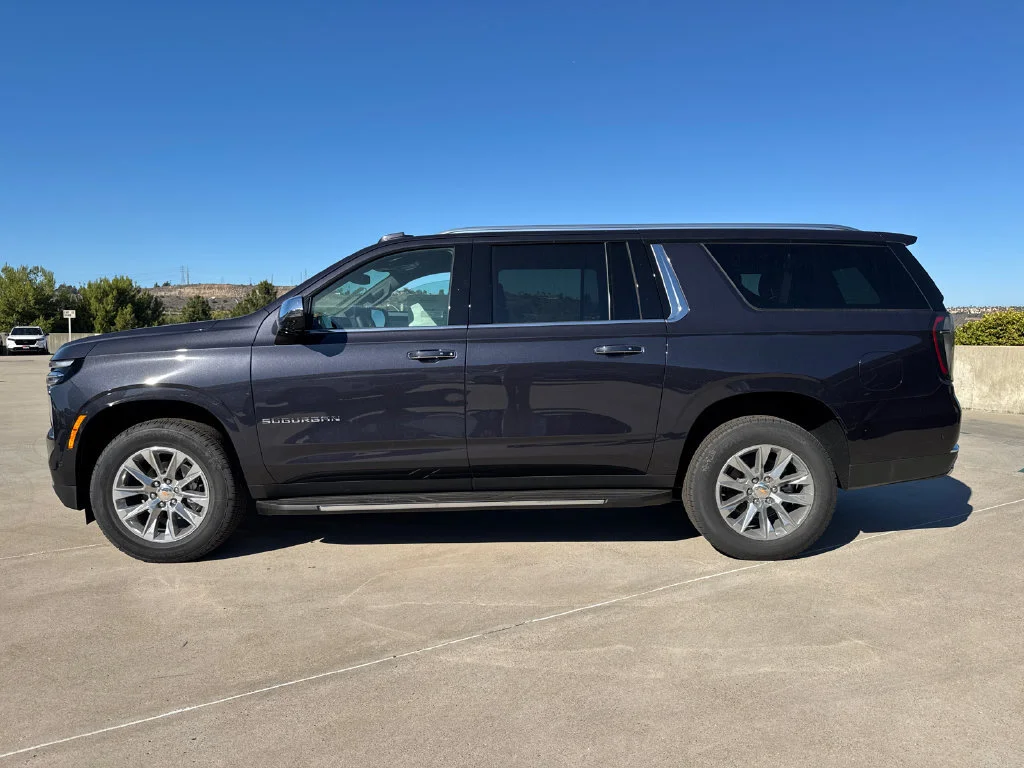 2026 Chevrolet Suburban Premier - Photo 6